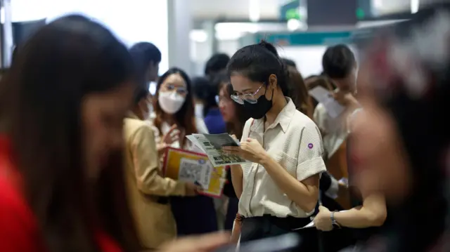 အခုနှစ် ထိုင်းအလုပ်အကိုင်အခွင့်အလမ်းပြပွဲမှာအလုပ်အကိုင်ပေါင်း ၇ သိန်းနီးပါးအထိပါဝင် 