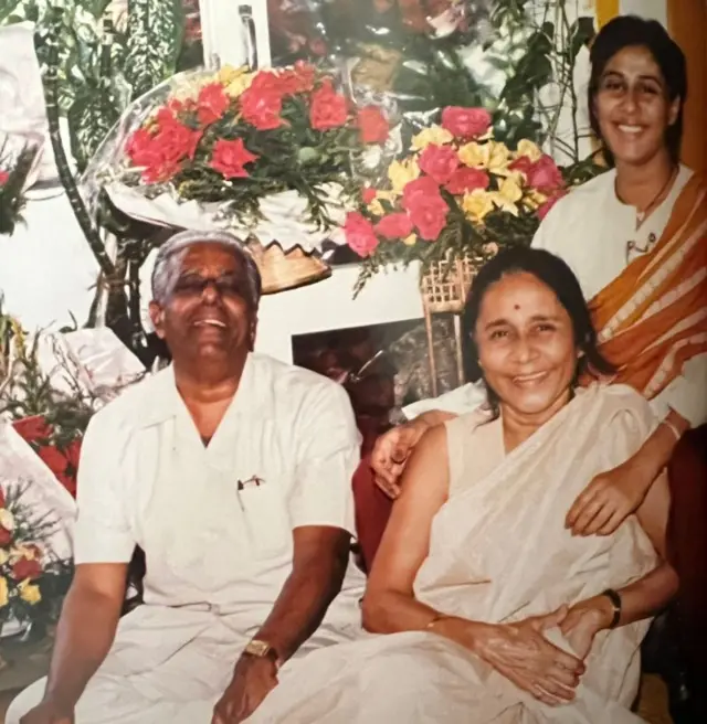 ஸ்மிதா பாட்டில், இந்தியா, சினிமா