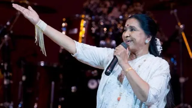 આશા ભોંસલે, ગુજરાતી ગીતો, બીબીસી ગુજરાતી, બોલીવૂડ, ગુજરાતી સંગીત, ફિલ્મ