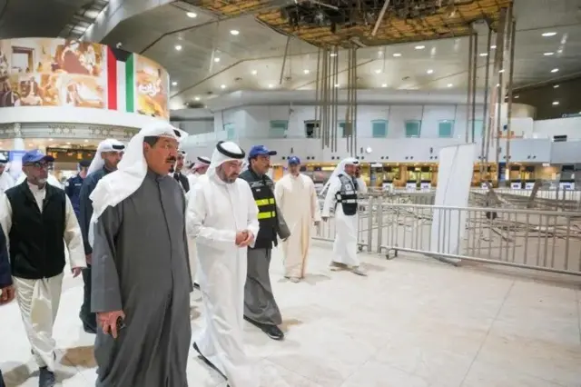 Ra'iisul wasaaraha Kuwait, Ahmed Al-Abdullah Al-Sabah oo booqanaya garoonka caalamiga ah kadib weeraro gantaalo iyo diyaaradaha aan duuliyaha lahayn oo uga yimid dhanka Iiraan 