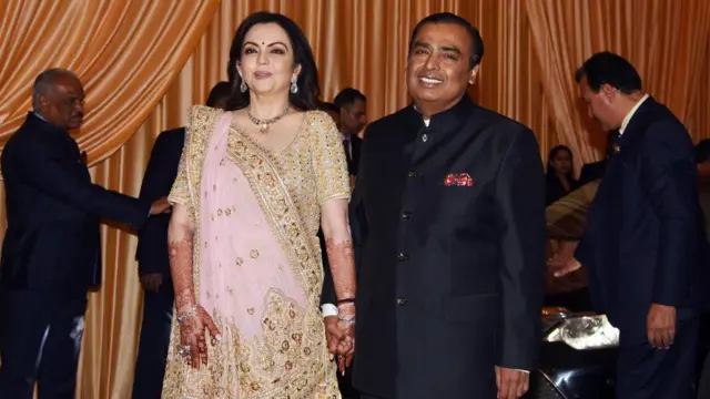 ਅੰਬਾਨੀ ਪਰਿਵਾਰ 