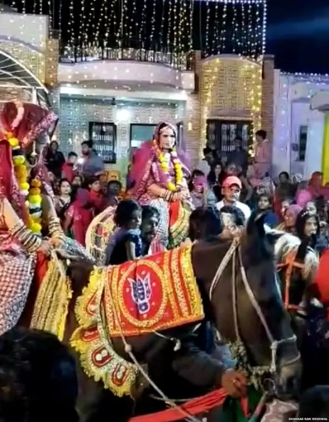 ਦੀਪੂ ਅਤੇ ਲਕਸ਼ਮੀ
