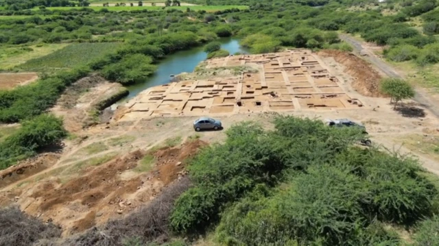తవ్వకాలు జరుగుతున్న ప్రాంతం