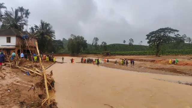 வயநாடு, இடுக்கி மாவட்டங்களில் அடிக்கடி நிலச்சரிவு ஏற்படுவது ஏன்? அங்கு என்ன பிரச்னை?