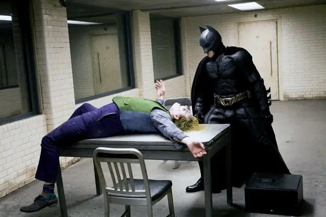 Các bộ phim Batman từ năm 1989 trở đi đã mượn ý tưởng từ Miller – bao gồm cả Christian Bale trong bộ ba phim Hiệp sĩ Bóng đêm của Christopher Nolan