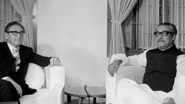 শেখ মুজিবুর রহমান ও হেনরি কিসিঞ্জার