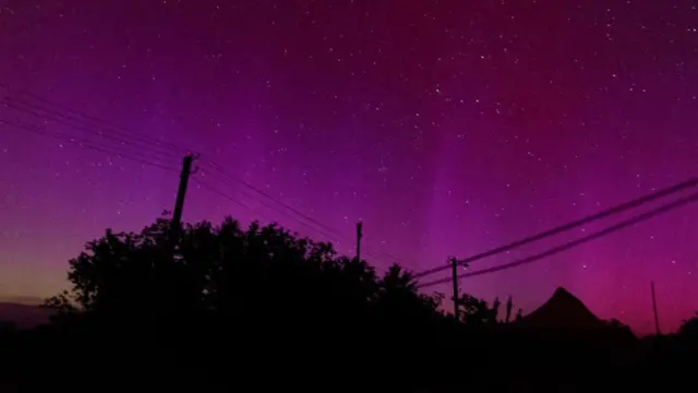 Північне сяйво у небі над Донеччиною