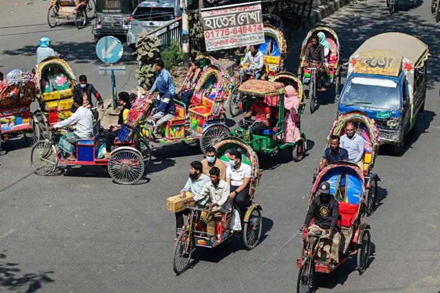দিনদিন ব্যাটারিচালিত রিকশা বেড়ে যাওয়ায় সিসা দূষণের ঝুঁকিও বেড়ে যাচ্ছে