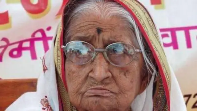 చనిపోవడానికి కొన్ని నెలల ముందు హౌసా బాయి