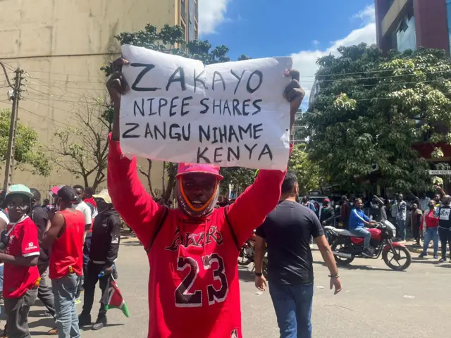 Baratanga ubutumwa butandukanye kuri leta ya William Ruto bo bahimbye Zakayo (umusoresha uvugwa muri Bibiliya)