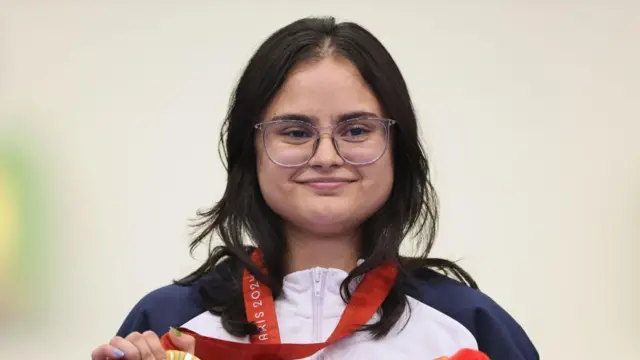 अवनि लेखरा