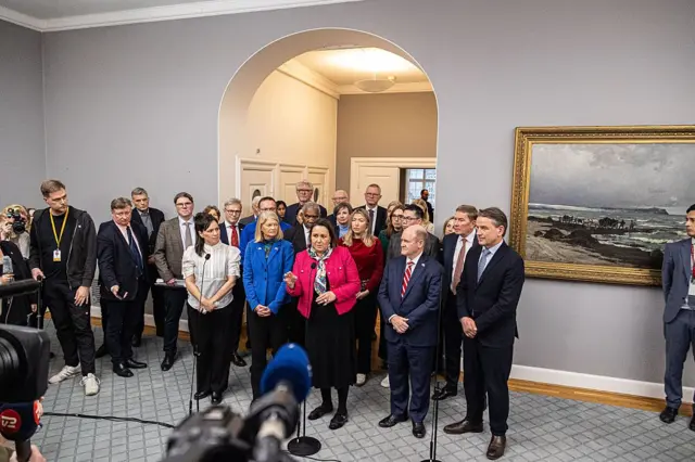 گروهی از اعضای سنای آمریکا در دیدار با نمایندگان پارلمان دانمارک در کپنهاگ 