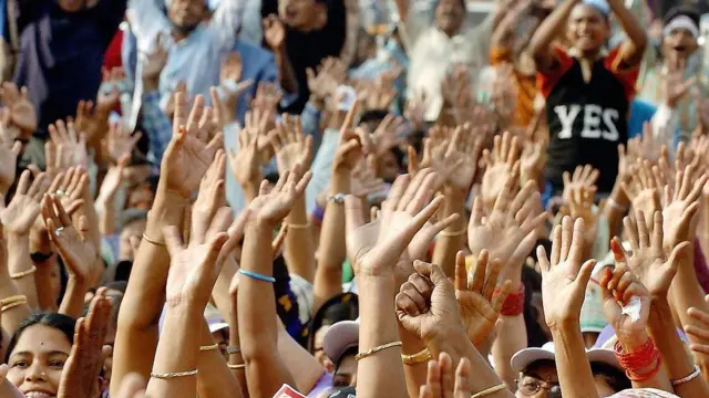 জেলা ও উপজেলা থেকে বিএনপি কর্মী সমর্থকরা ঢাকায় আসার কথা ২৮শে অক্টোবর। 