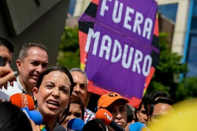 María Corina Machado durante um dos protestos contra o governo Maduro em 2016