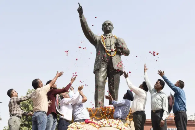 கோவை மாவட்டத்தில் ஏன் ஒரு அம்பேத்கர் சிலை கூட இல்லை? சமூகநீதி ஆர்வலர்கள் கூறுவது என்ன?