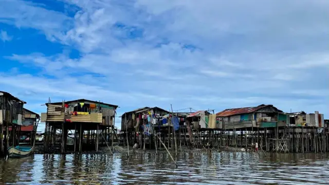 papua, ekonomi, kemiskinan, mimika, karaka