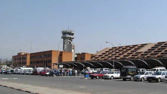 त्रिभुवन विमानस्थल