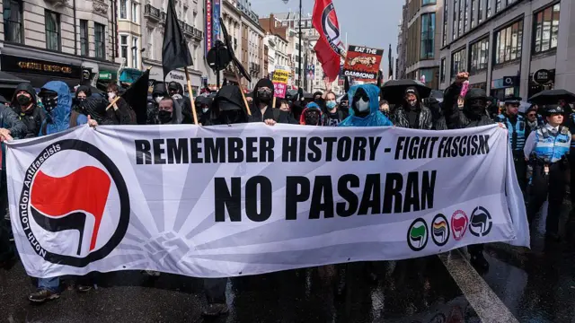 Марші проти фашизму, організований організацією Stand Up To Racism у відповідь на демонстрацію Unite the Kingdom під керівництвом ультраправого активіста Томмі Робінсона 13 вересня 2025 року в Лондоні, Велика Британія