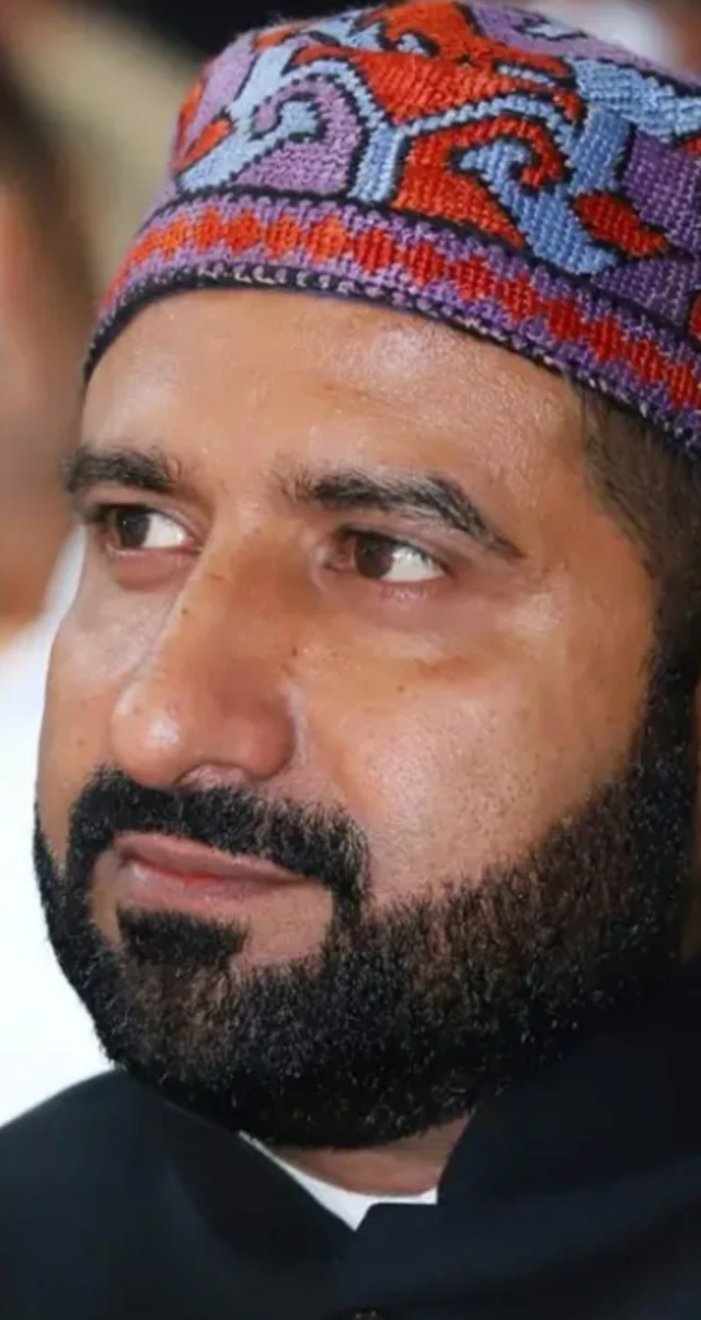 இந்து புனித யாத்திரைக்காக, வேலையில் இருந்து நீக்கப்படும் இஸ்லாமிய ஊழியர்கள், பின்னணி என்ன?