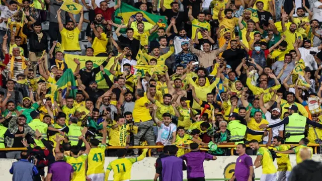 بقای نفت آبادان