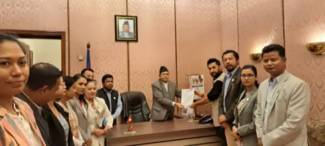 स्वतन्त्र पार्टीका सांसदहरू