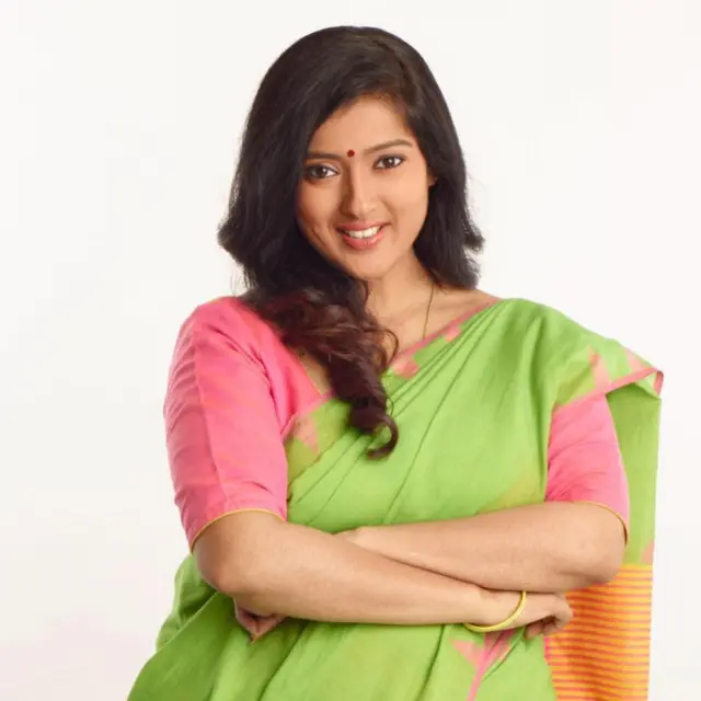 காயத்ரி ரகுராம்