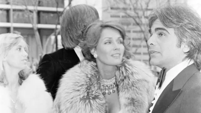 Nick De Noia (kiri), mentransformasik pertunjukan para penari Chippendales.