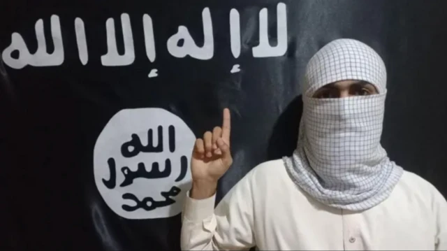 هغه ځانمرګی بریدګر چې د طالبانو د حکومت د کډوالو وزیر خلیل الرحمن حقاني یې وواژه