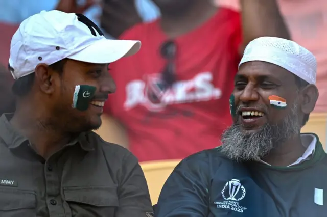 சென்னை கிரிக்கெட் ரசிகர்கள்