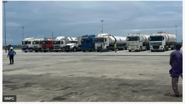 Aworan awọn tanka epo