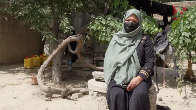 فرزانه کریمی