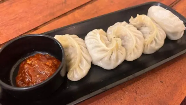 குடும்பத்தில் உள்ள சகோதர சகோதரிகள் என அனைவருடைய நகைகளும் அந்த வீட்டில்தான் வைக்கப்பட்டிருந்ததாக சிறுவனின் உறவினர் தெரிவித்தார்.