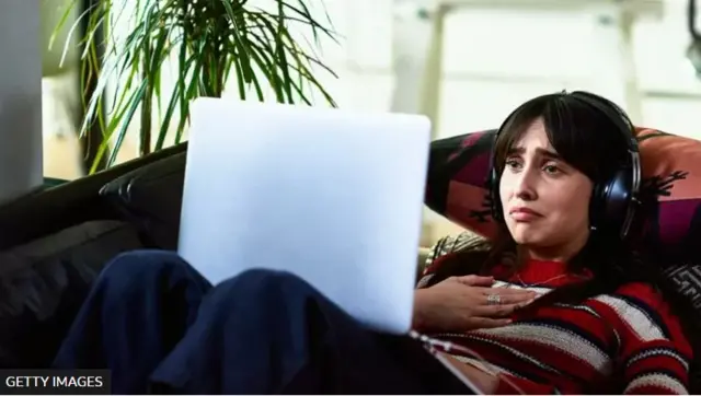 Haweeney wax daawaneyso