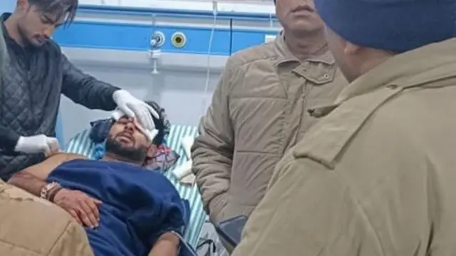 ऋषभ पंत अपघातानंतर हॉस्पिटलमध्ये असताना 