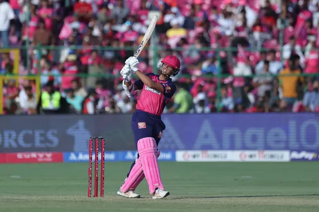 மும்பை இந்தியன்ஸ், ராஜஸ்தான் ராயல்ஸ், ஐபிஎல்