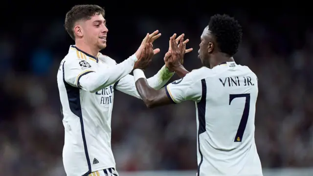 فدریکو والورده پاس گل پیروزیبخش فینال لیگ قهرمانان ۲۰۲۲ را به وینیسیوس جونیور داد