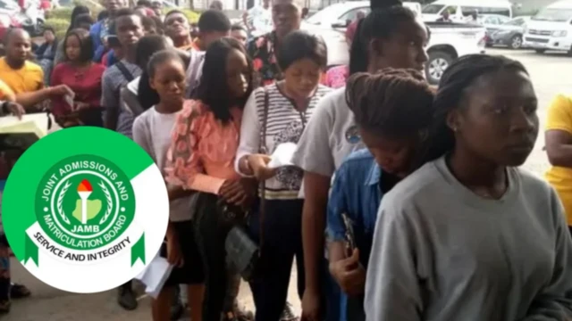 Aworan awọn akẹkọọ to fẹ sẹ idanwo