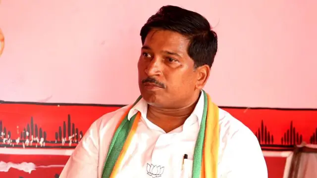 सम्बित त्रिपाठी