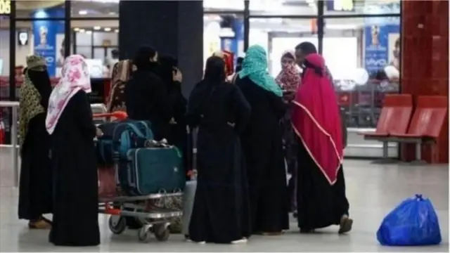 নারী প্রবাসী