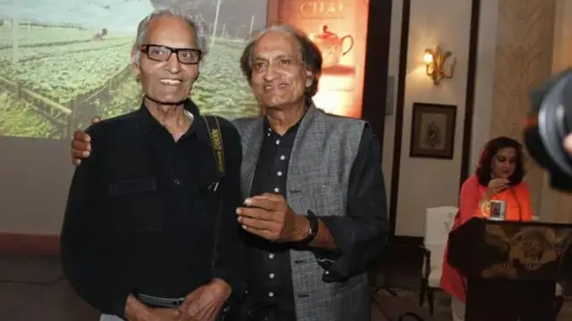 भाऊ एस. पॉल यांच्यासोबत रघु राय