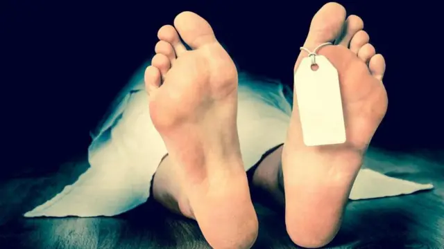 మృతదేహం, హత్య, వివాహేతర సంబంధం