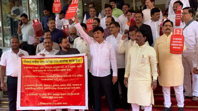 विधिमंडळात मोर्चाला पाठिंबा