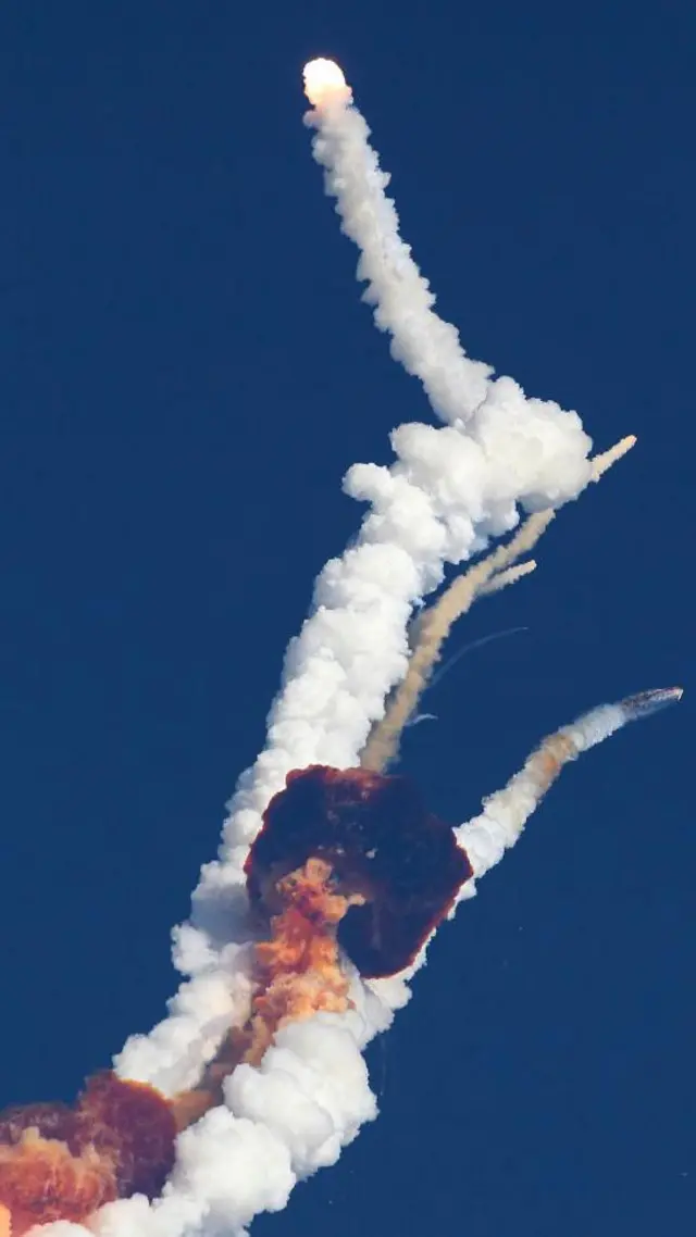 ভারতের শ্রীহরিকোটা থেকে স্যাটেলাইট বহনকারী এই রকেটটি উৎক্ষেণের কিছুক্ষণ পরই বিধ্বস্ত হয়। ঘটনাকাল: ২৫শে ডিসেম্বর ২০১০ সাল