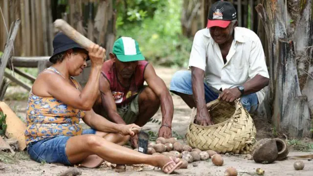 Quilombobetesporte paga mesmoSoledade, localizado no municípiobetesporte paga mesmoSerrano, no Maranhão