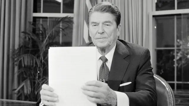 রোনাল্ড রেগান