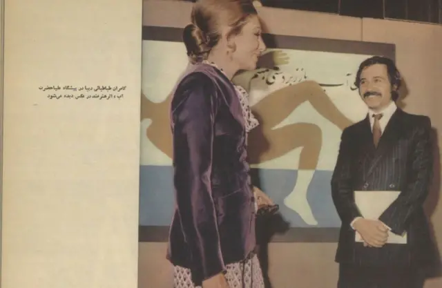 کامران دیبا، پسرعموی فرح دیبا بود که در آن زمان به عنوان ملکه، از قدرت و نفوذ بالایی بهره می‌برد