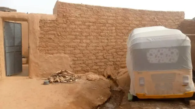  Sulaiman keke for front of im house