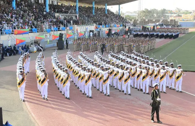 ንዝተፈላለዩ ክንፍታት ሰራዊት ዝውክል ወተሃደራዊ ምርኢት