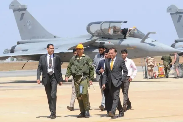 அனில் அம்பானி, 