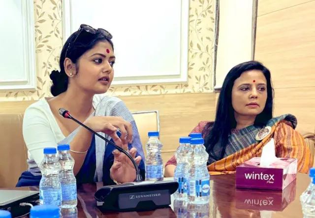 सयानी घोष ने महुआ मोइत्रा जैसी चर्चित महिला नेताओं के बीच पार्टी में अपनी जगह बनाई है